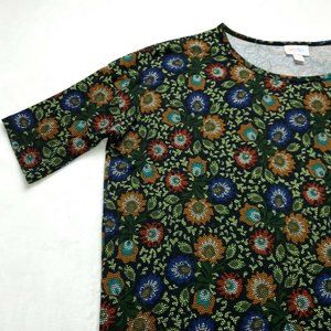 NEW LulaRoe Irma Tunic Shirt  Womens Size Small  Multicolor Stretch